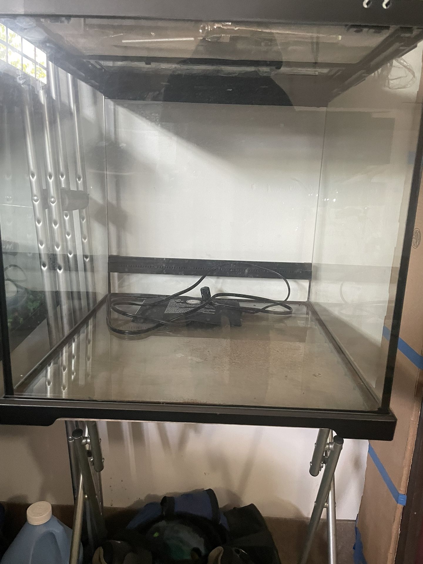18x18x18 Reptile Enclosure