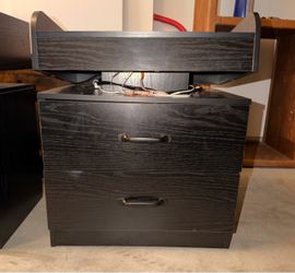 FREE Black Nightstand – Damaged / DIY / Parts