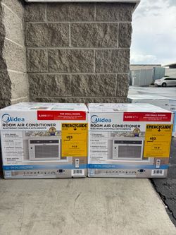 Midea 6000 BTU Room Air Conditioner with Remote