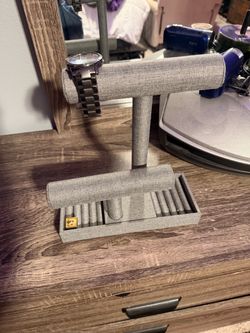 Premium gray watch + ring holder/stand