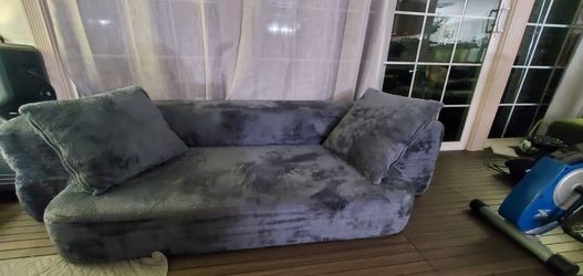 Like New sofa