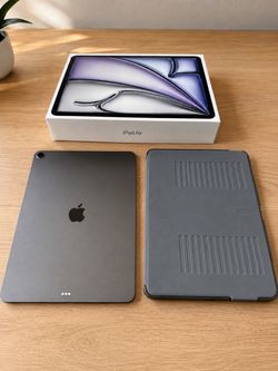 iPad Air 13 inch cellular 128gb M3 with warranty