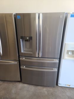 KENMORE ELITE STAINLESS STEEL FRENCH DOORS REFRIGERATOR