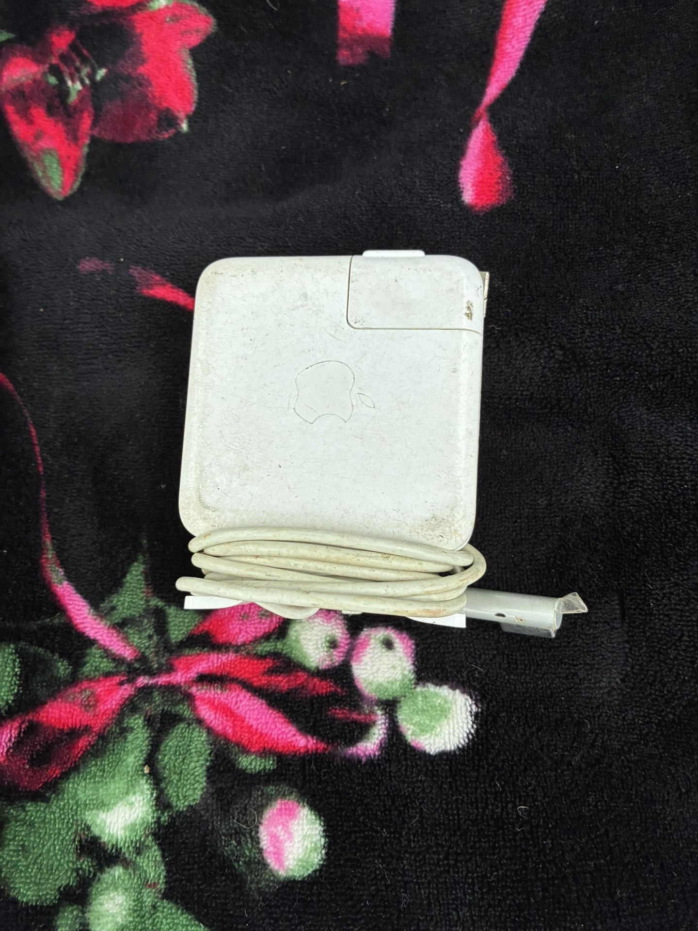 Apple MagSafe Power Adapter