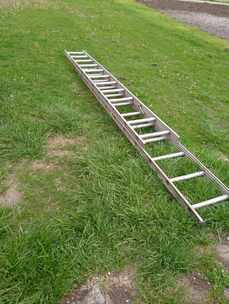 24 Foot Ladder