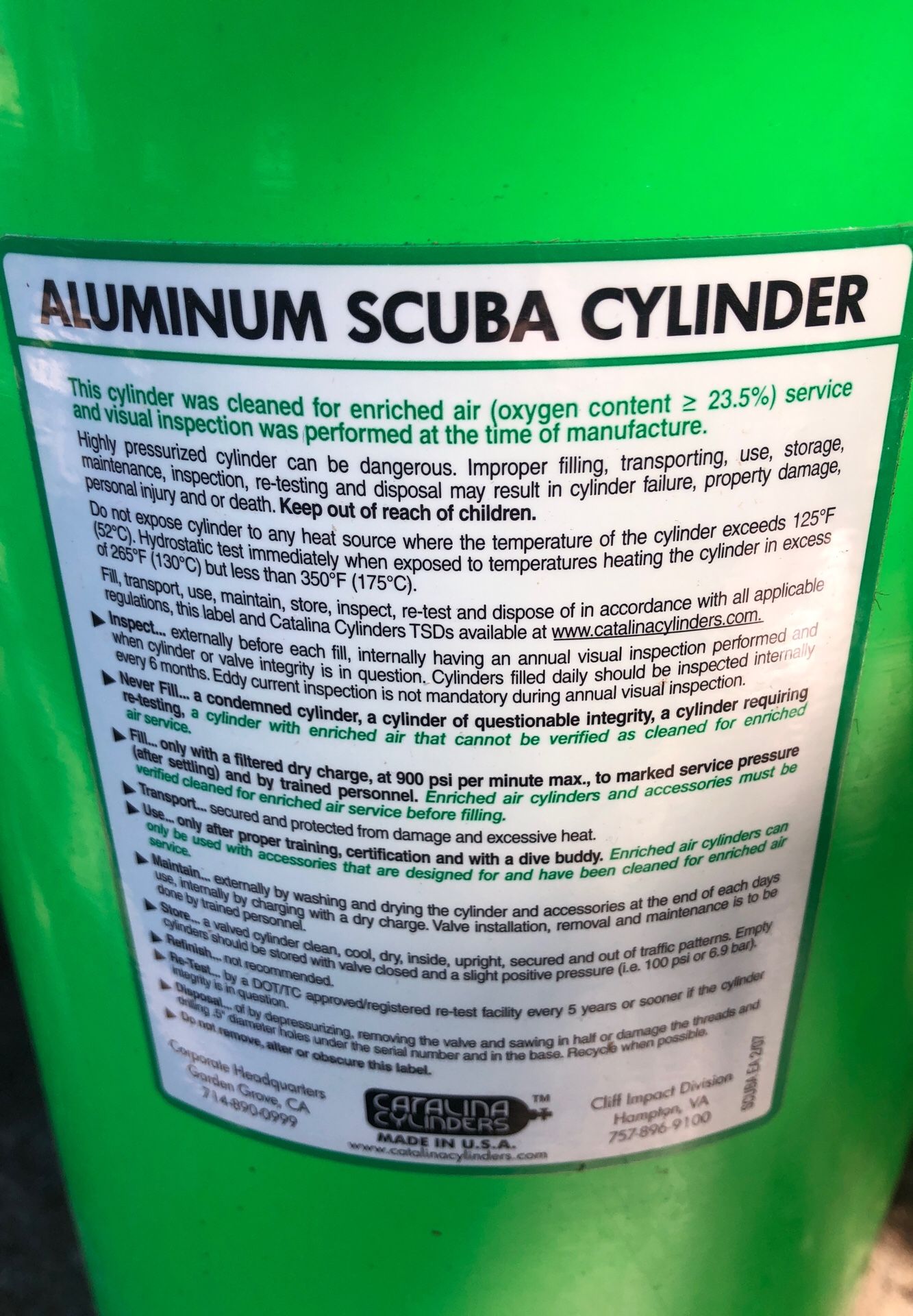 Aluminum scuba cylinder