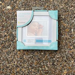 I. D. Bracelet Frame