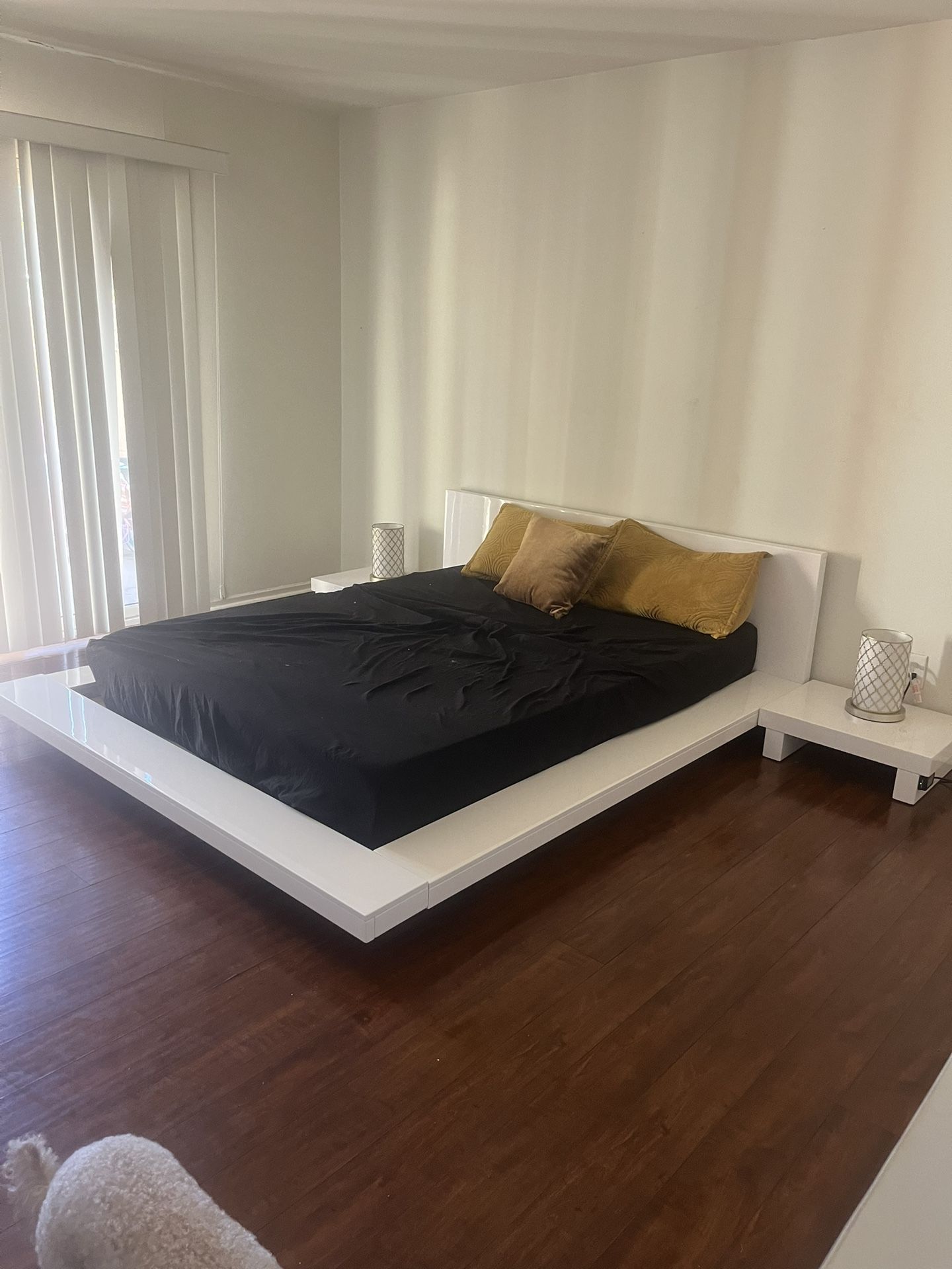 White Bedroom Set