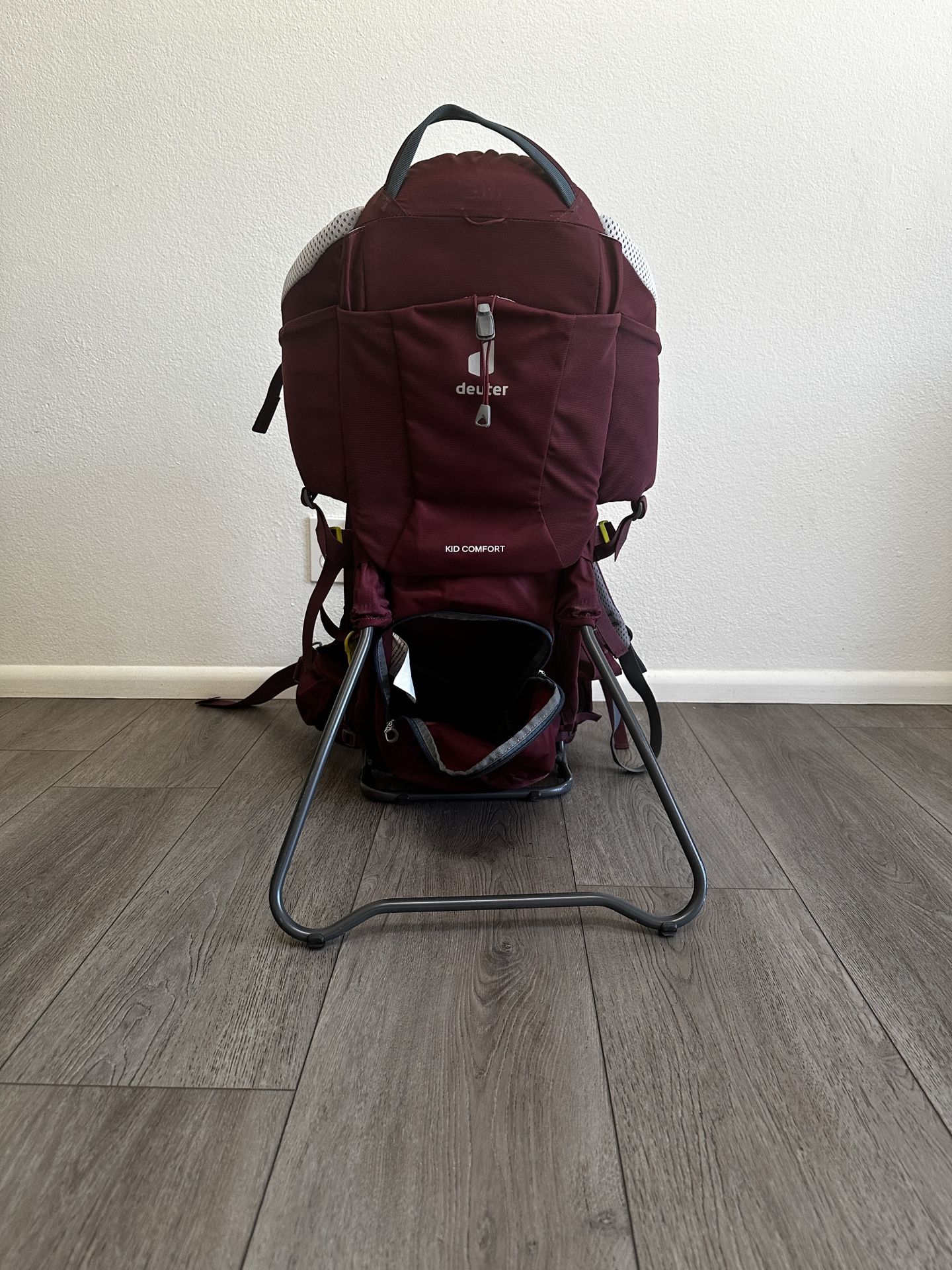 Deuter Kids Carrier/hiking Backpack