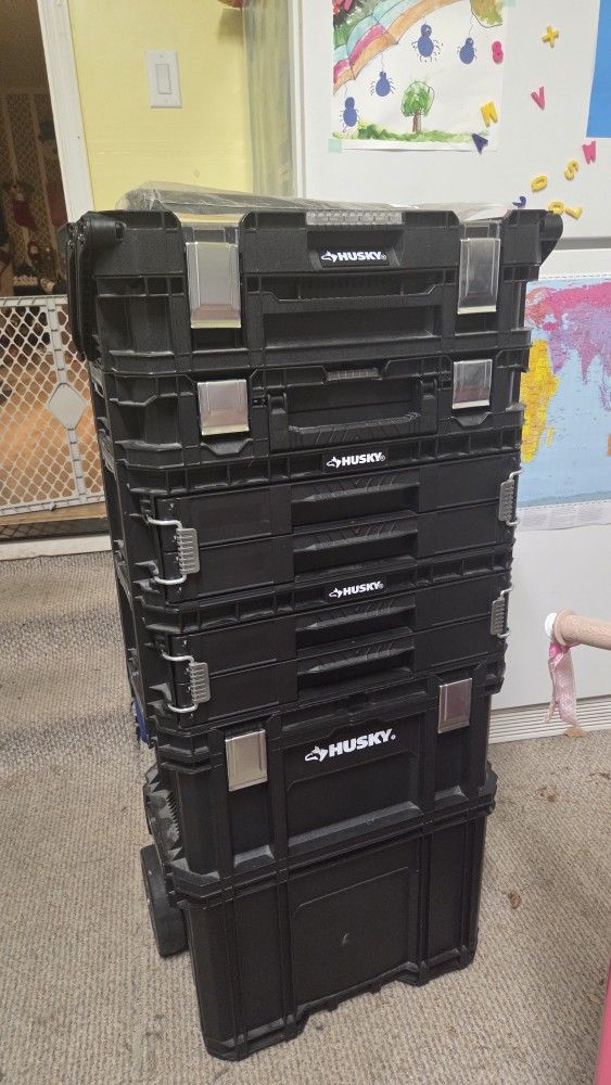 Husky 22 in. Connect Rolling System Tool Box Or Crafts Storage