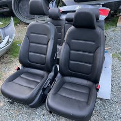 2013 VW Jetta 2.5L Seat Set