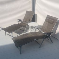  GOLDSUN Aluminum Outdoor Folding Adjustable Chaise Lounge Chair Set of 2 with Headrest and Tray for Patio Beach Porch Swimming Poolside, Set of Two 