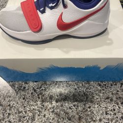 Paul George Size 6Y
