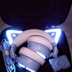 YOWU WIRELESS BLUETOOTH BLUE/WHITE CAT EAR HEADPHONES -WORKS PERFECTLY!