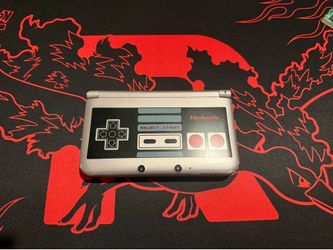 Nintendo 3DS XL Retro NES Edition
