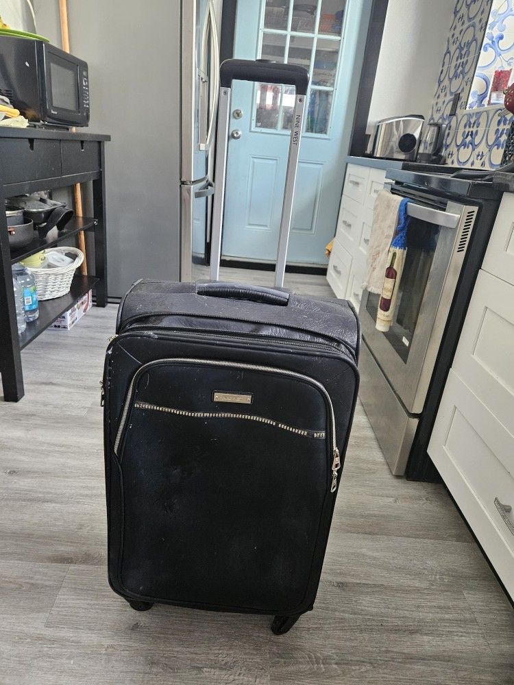 Excellent Condition Carry On