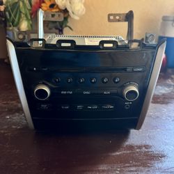 Nissan Stereo 