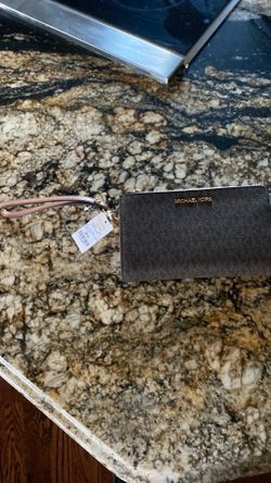 Michael Kors wallet
