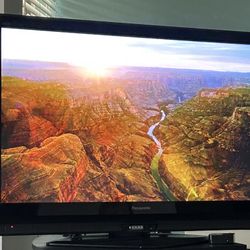 50” TV – Big Screen Deal! Works Great 📺🔥