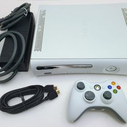 Microsoft XBox 360 Pro 4GB White Video Game Console Gaming System 360P Kids Room