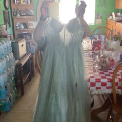 B. Darlin Prom Dress 