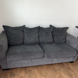 1 Rannis Queen Sofa Sleeper