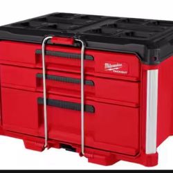 New Milwaukee PACKOUT 