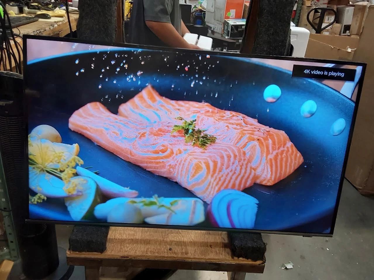 BCR509 - Samsung QN43Q60DAFXZA 43" Q60D QLED 4K Smart TV with Quantum HDR