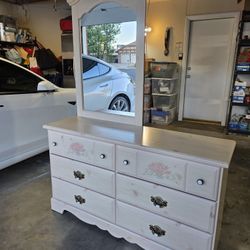 KIDS 3 PC. DRESSER SET