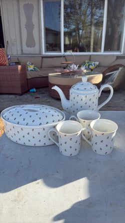 Tea set