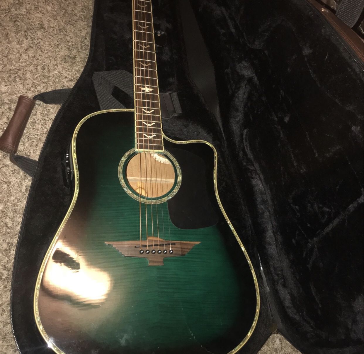 Keith Urban Guitar $110 Comes W Case