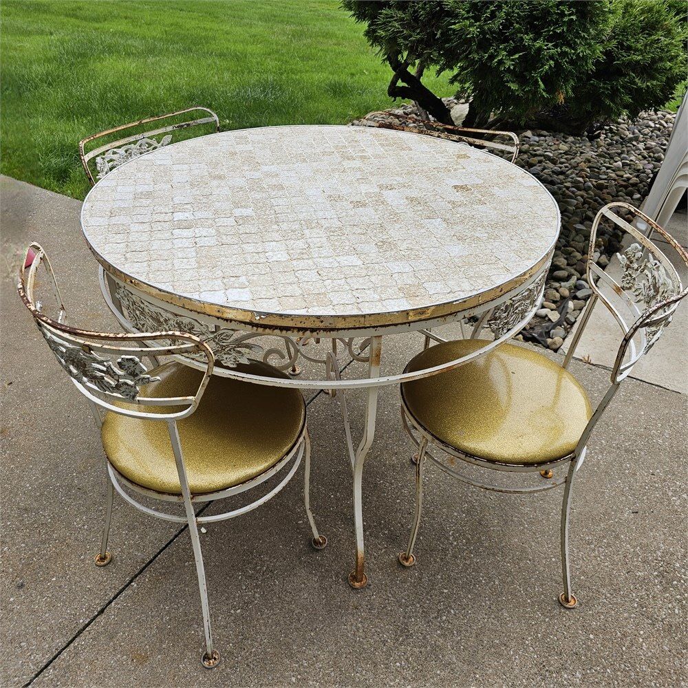 MCM Gallo Original Iron Works Inc Tile Top Table With 4 Padded Chairs 