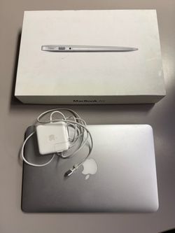 2014 Apple Macbook Air 11” 8GB 256GB Excellent condition