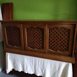 Vintage Cabinet 