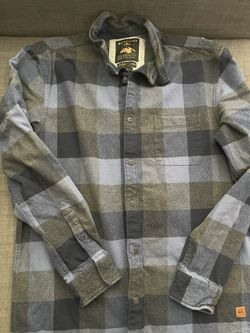 Men’s Quicksilver Flannels And Nike SB Long Sleeve