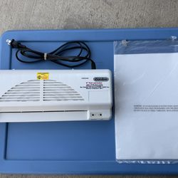 9" Hot Laminator w 20 Thermal Laminating Sheets (9"*11.5") - Clean and Fully Functional