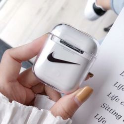 Airpods 1 and 2 case