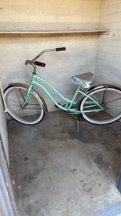 beach cruiser