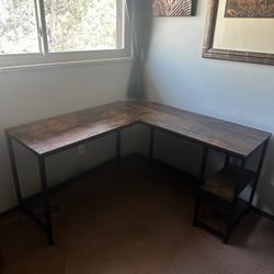 FREE - L shaped desk