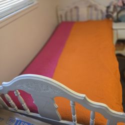 Trundle Bed For Sale 75.00 Cash Or Zelle Excepted