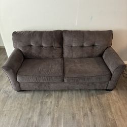 Sofa & Loveseat Set