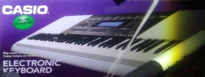 Casio Electronic Keyboard