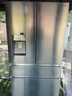 Hisense four-door refrigerator