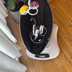 4moms Baby swing 1-6months