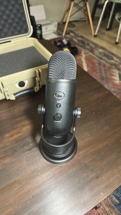 Blue Podcast Mic