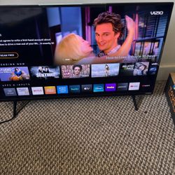 40 Inch Vizio Smart Tv Comes With Remote Contr And Batteries 