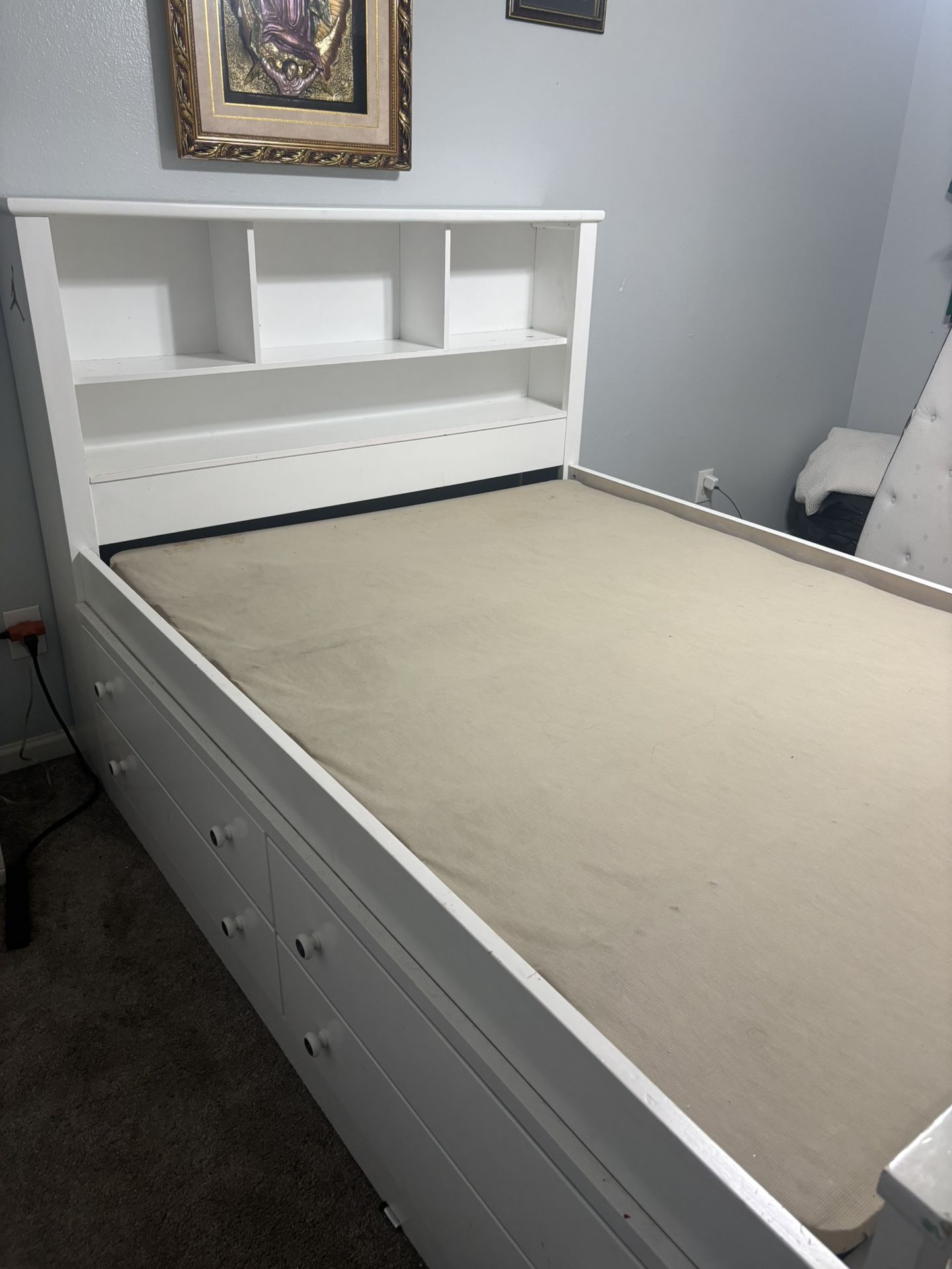 Full size bed set