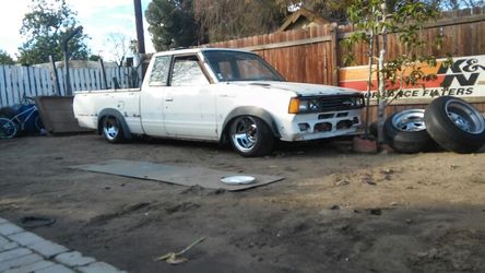 Nissan 720 fender sale flares