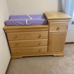 Dresser & Changing Table