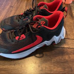 Nike Giannis Immortality 2 Men’s Basketball Shoes - Size 8.5